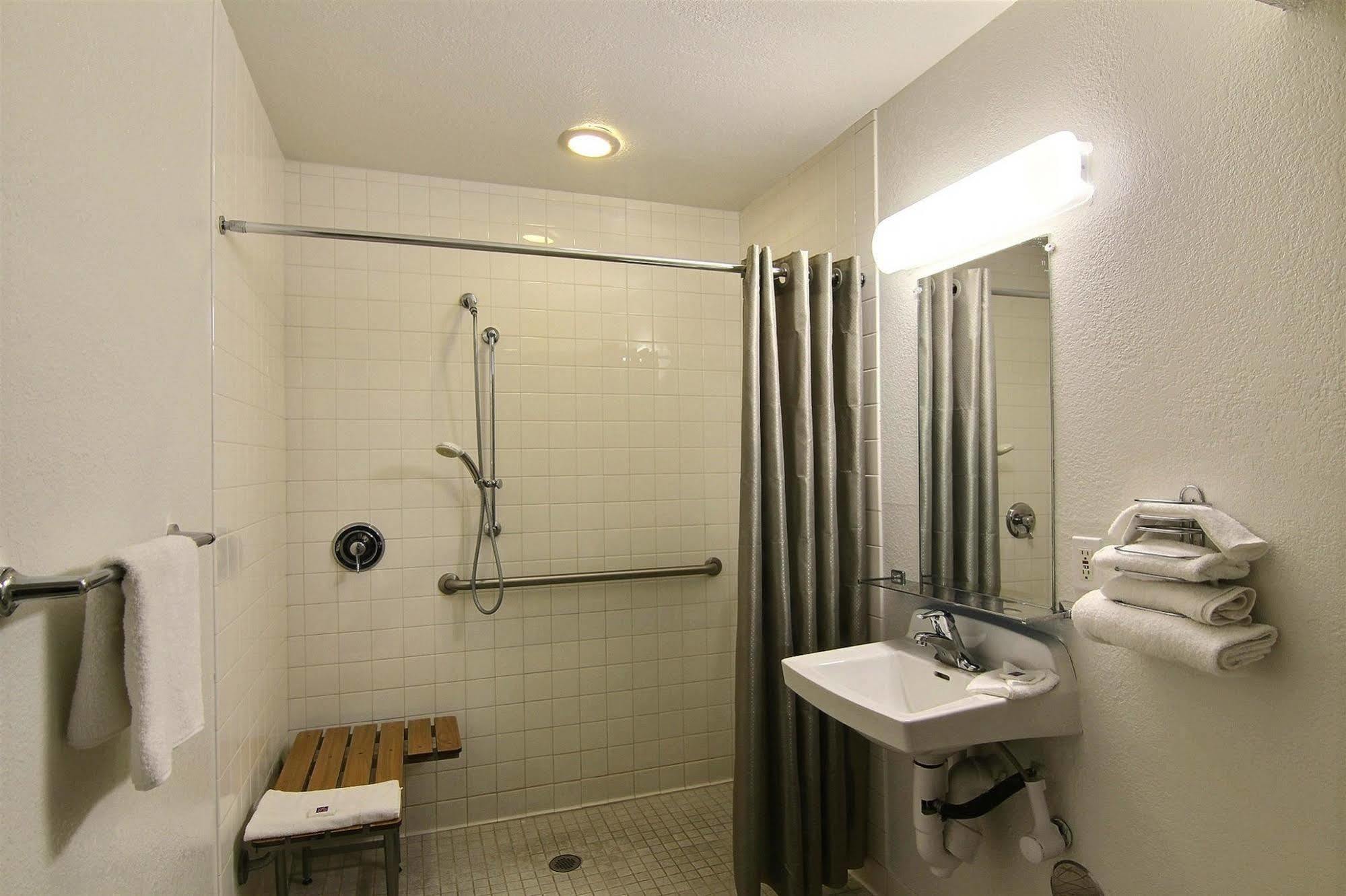Motel 6-Carpinteria, CA - Santa Barbara - North Bagian luar foto